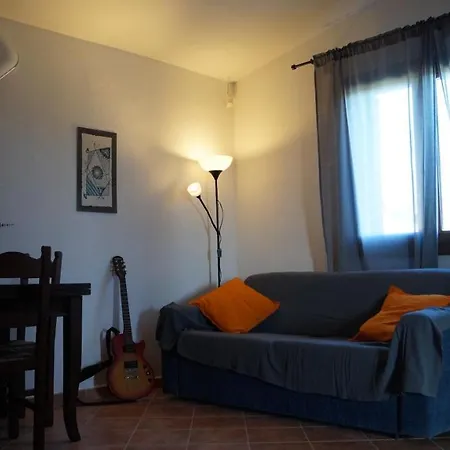 Domo Sara Tatil Evi Orosei