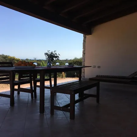 Сasa de vacaciones Domo Sara Orosei